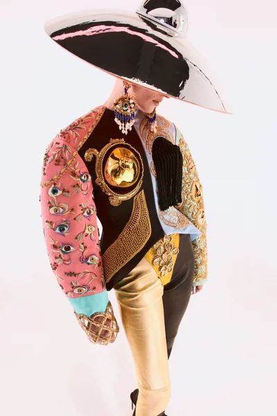 Look 1